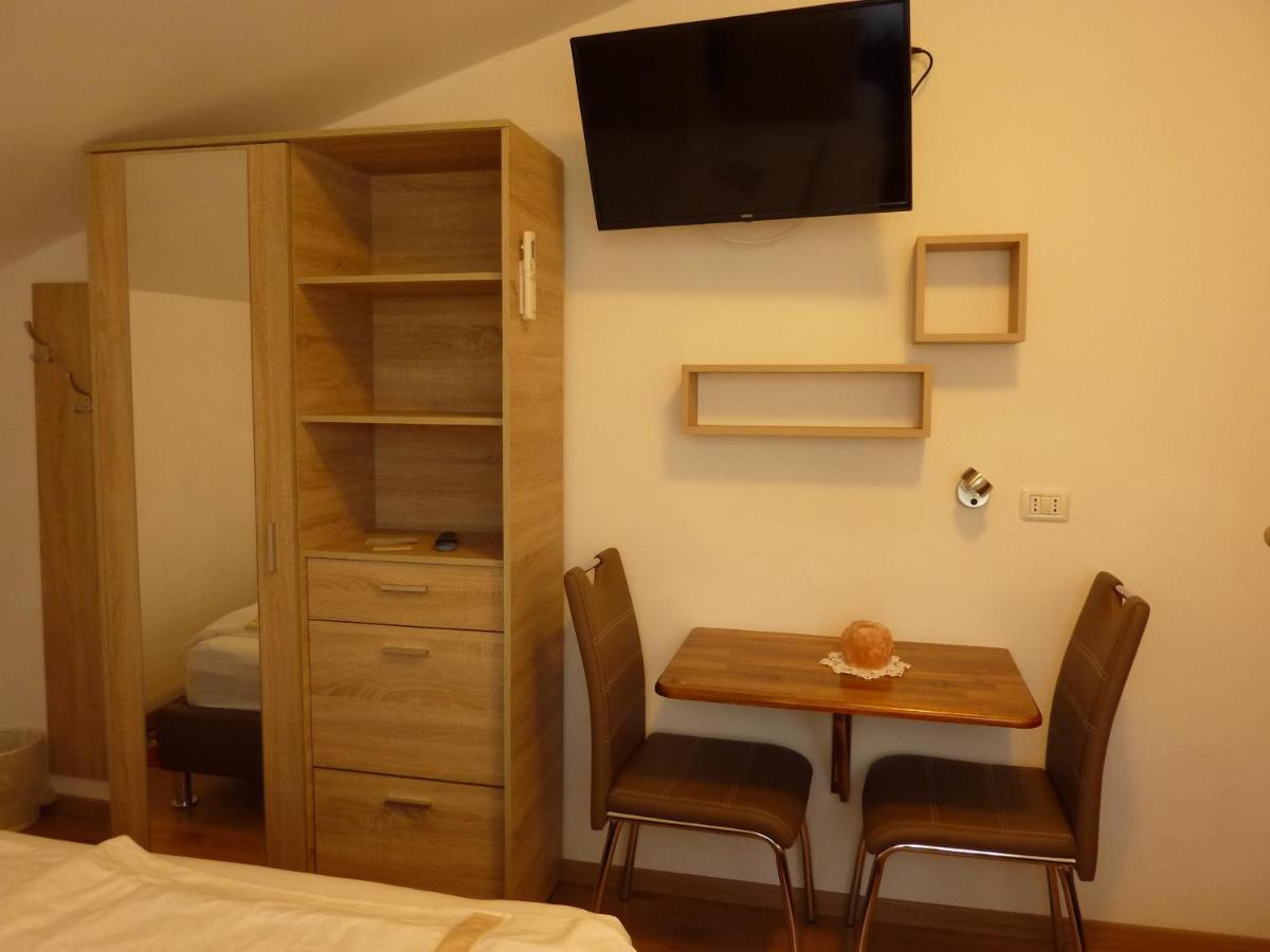 Rooms Gril 포스토이나 외부 사진